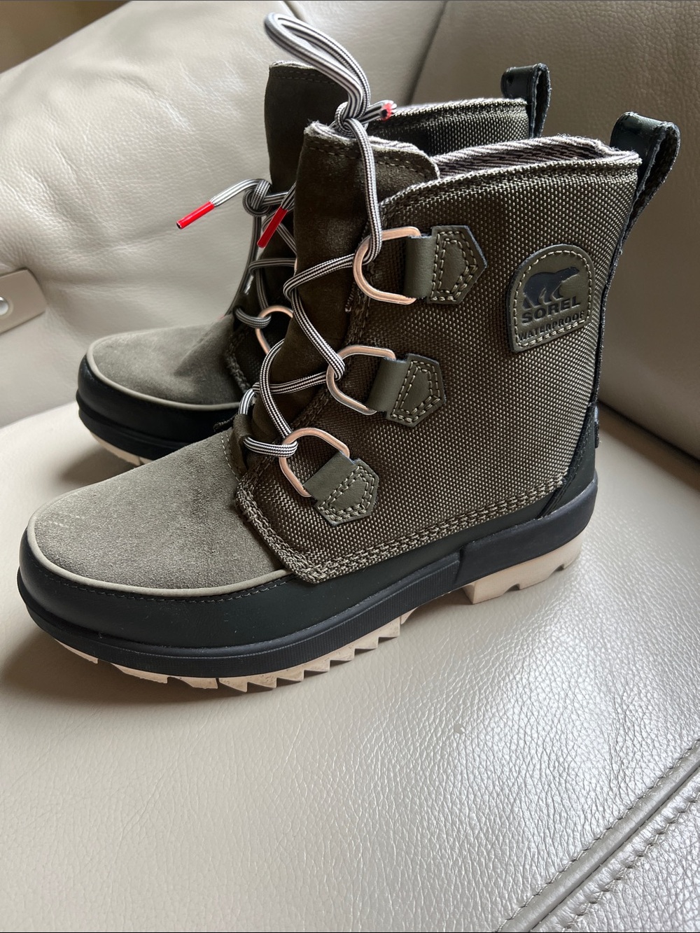 Sorel Kids Olive Green and White Winter Boots - Picture 2 of 10